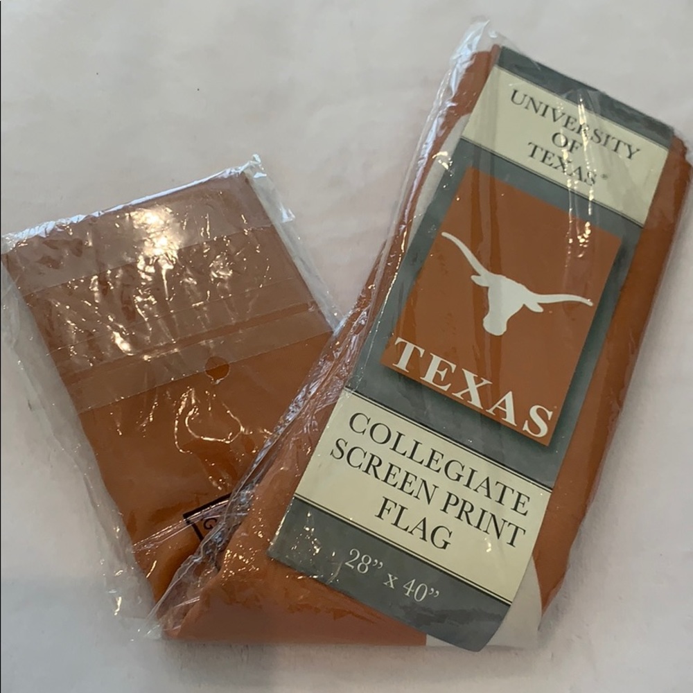 NWT UT Collegiate Flag